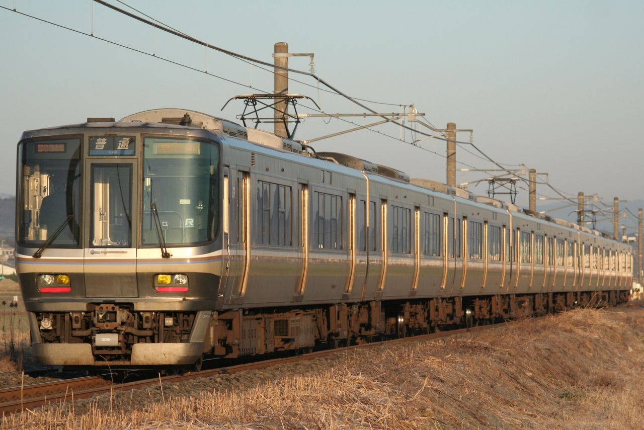 草津さん 2/11(祝)草津線撮影 ～L8編成を追って～ : 吉田K18撮影記