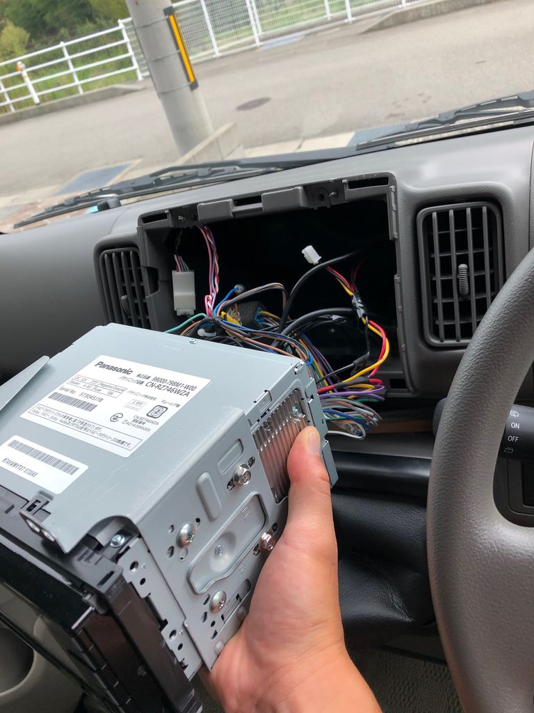 エブリィ バックカメラ取り付け Diy Da17v 上場企業を40歳で早期退職するワイ君の日常 仮