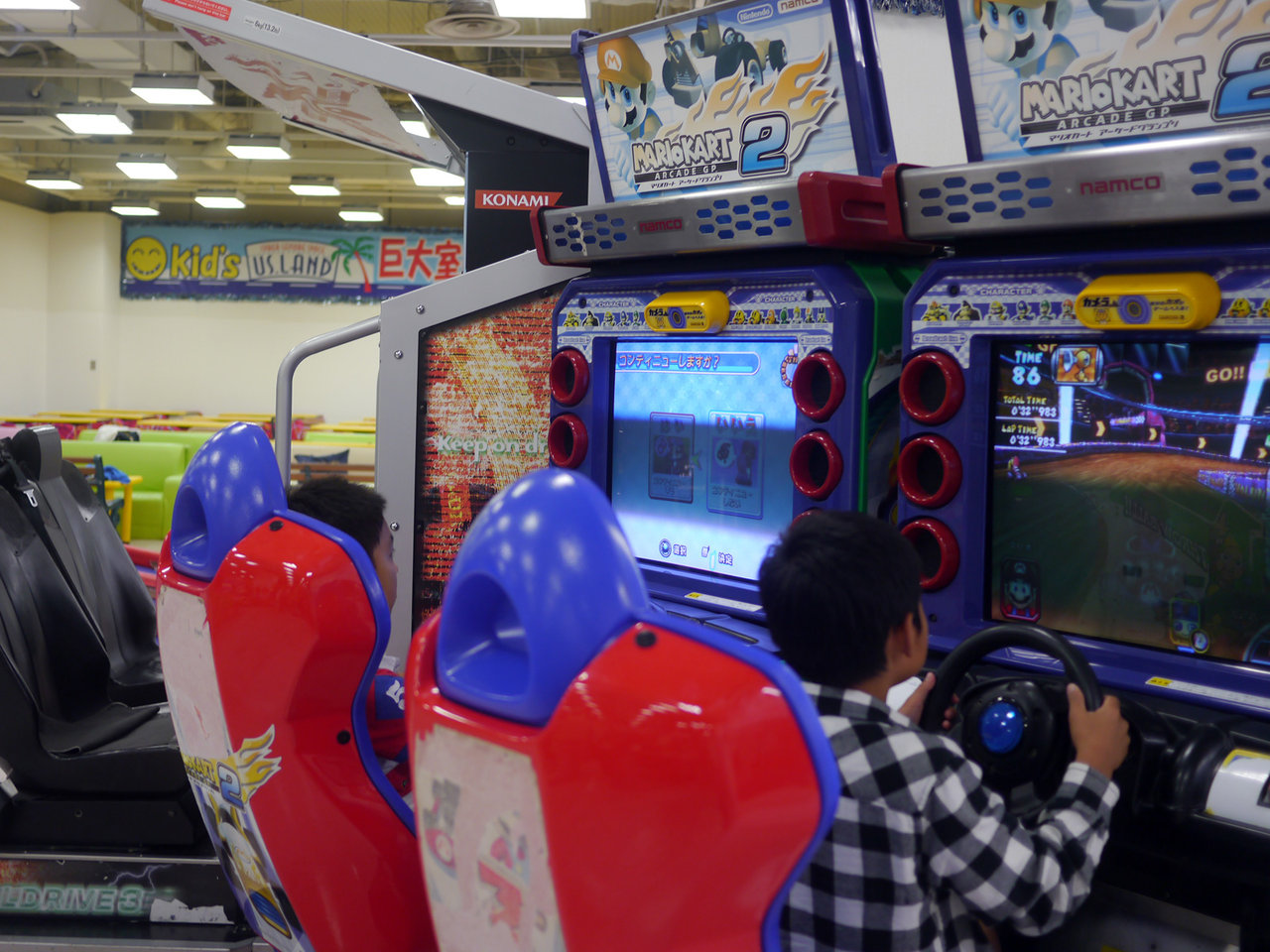 広い 楽しい 安い 巨大室内遊園地キッズユーエスランドに行きました 仕事のことは忘れて 広い 楽しい 安い 巨大室内遊園地キッズユーエスランドに行きました 仕事のことは忘れて