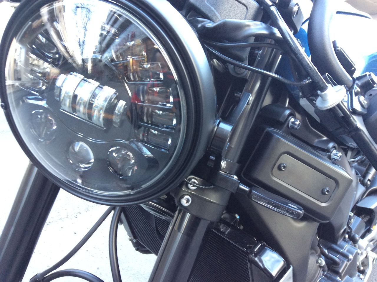 旧XSR900 ヘッドライトステー XSR900ヘッドライトカスタム : YSP杉並南のレインボーブログ！