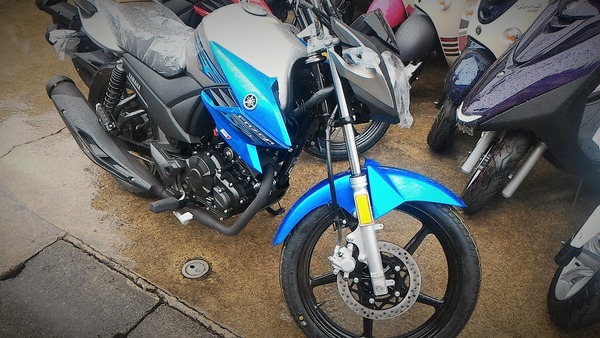 FAZER125青