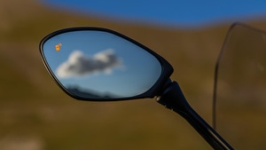 2025-Yamaha-MT09ATRDXCS-EU-Detail-003-03