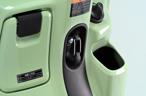 カラビナ型フック前