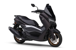 ﾌﾞﾗｳﾝ 右前