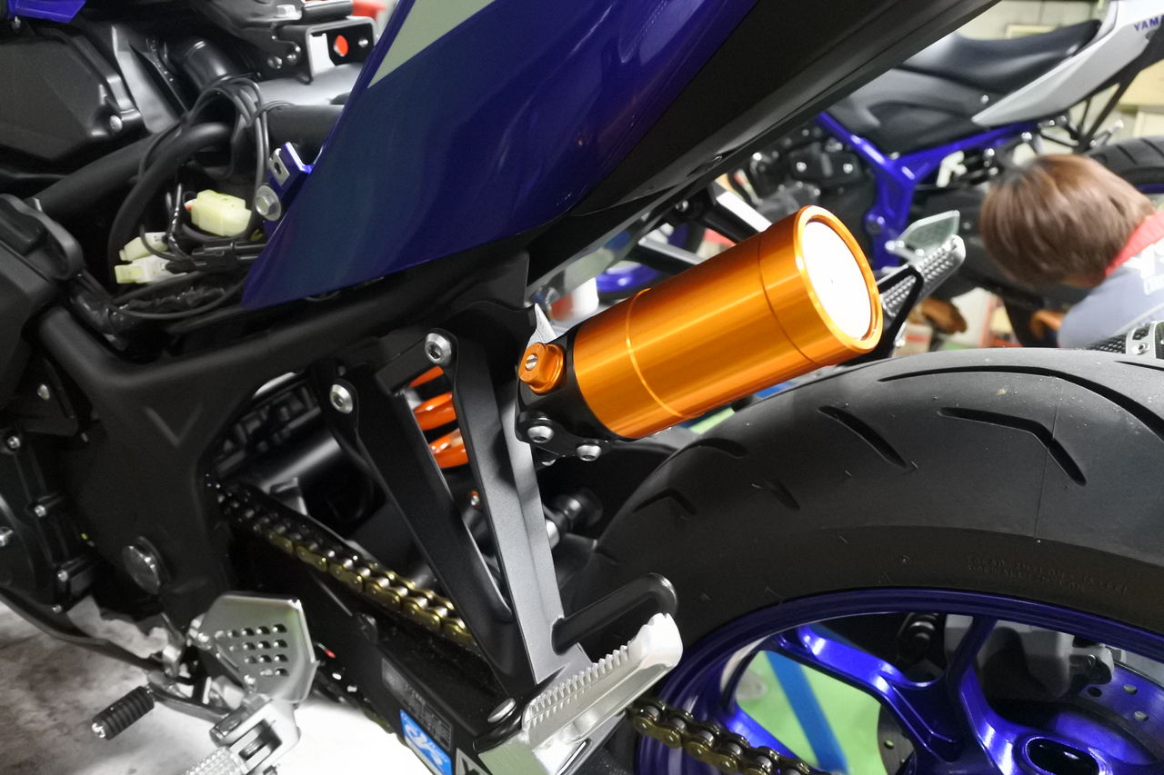 YZF-R25』 にKYBサスペンションを装着してみましたぁ YZF-R25』 にKYBサスペンションを装着してみましたぁ