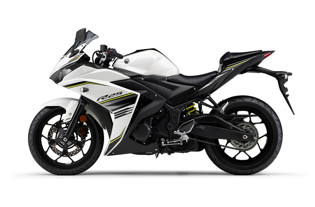 『YZF－R25／R3』 カラーリング変更で2017年モデルがリリースされましたぁ！！ : YSP神戸中央BLOG