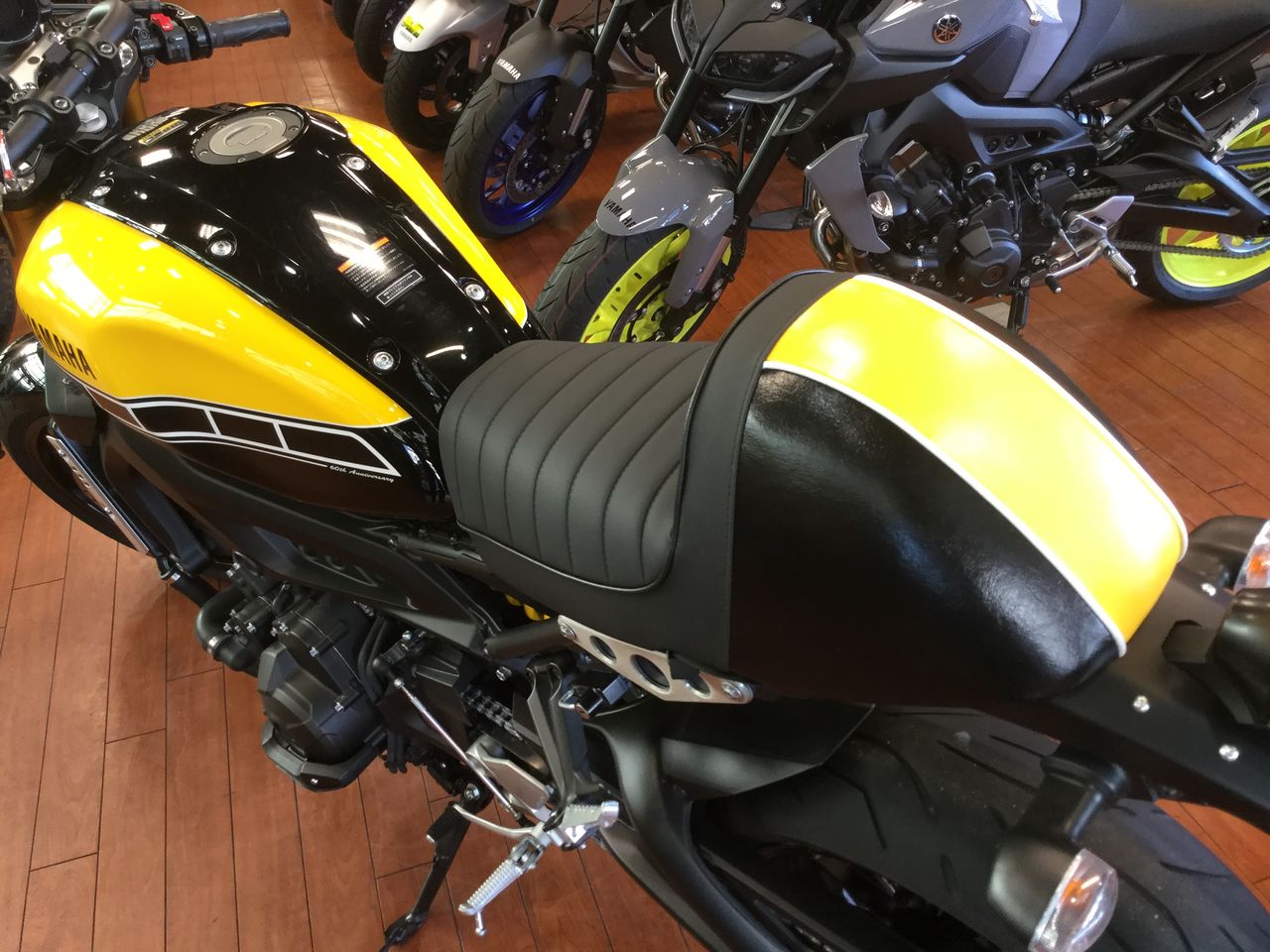 Xsr900のシングルシート風カスタムシートのオーダーを頂きました Ysp大阪東 ヤマハな休日の為に