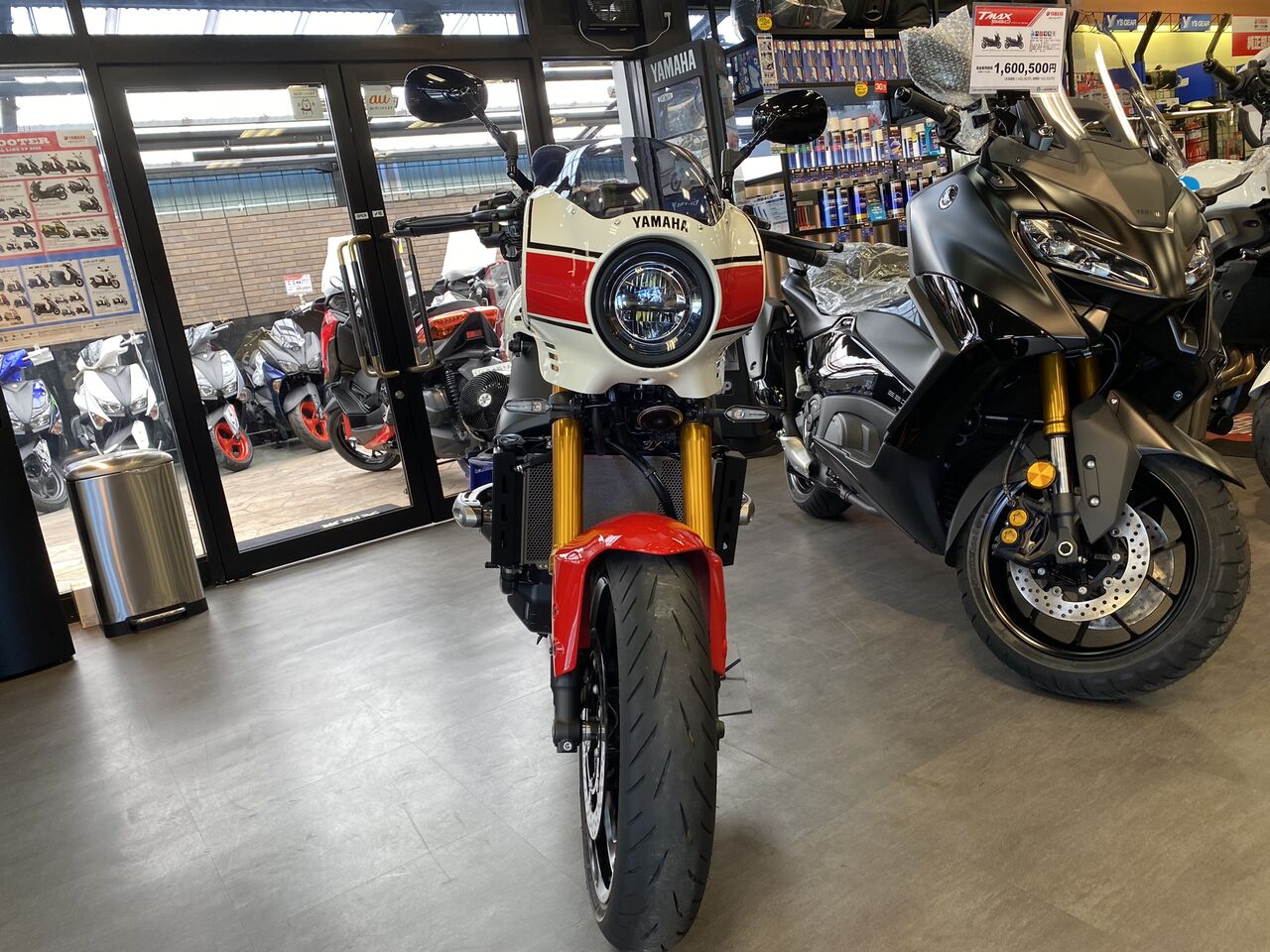 YAMAHA XSR900 AUTHENTIC外装セット 美品 希少 2016〜 XSR900