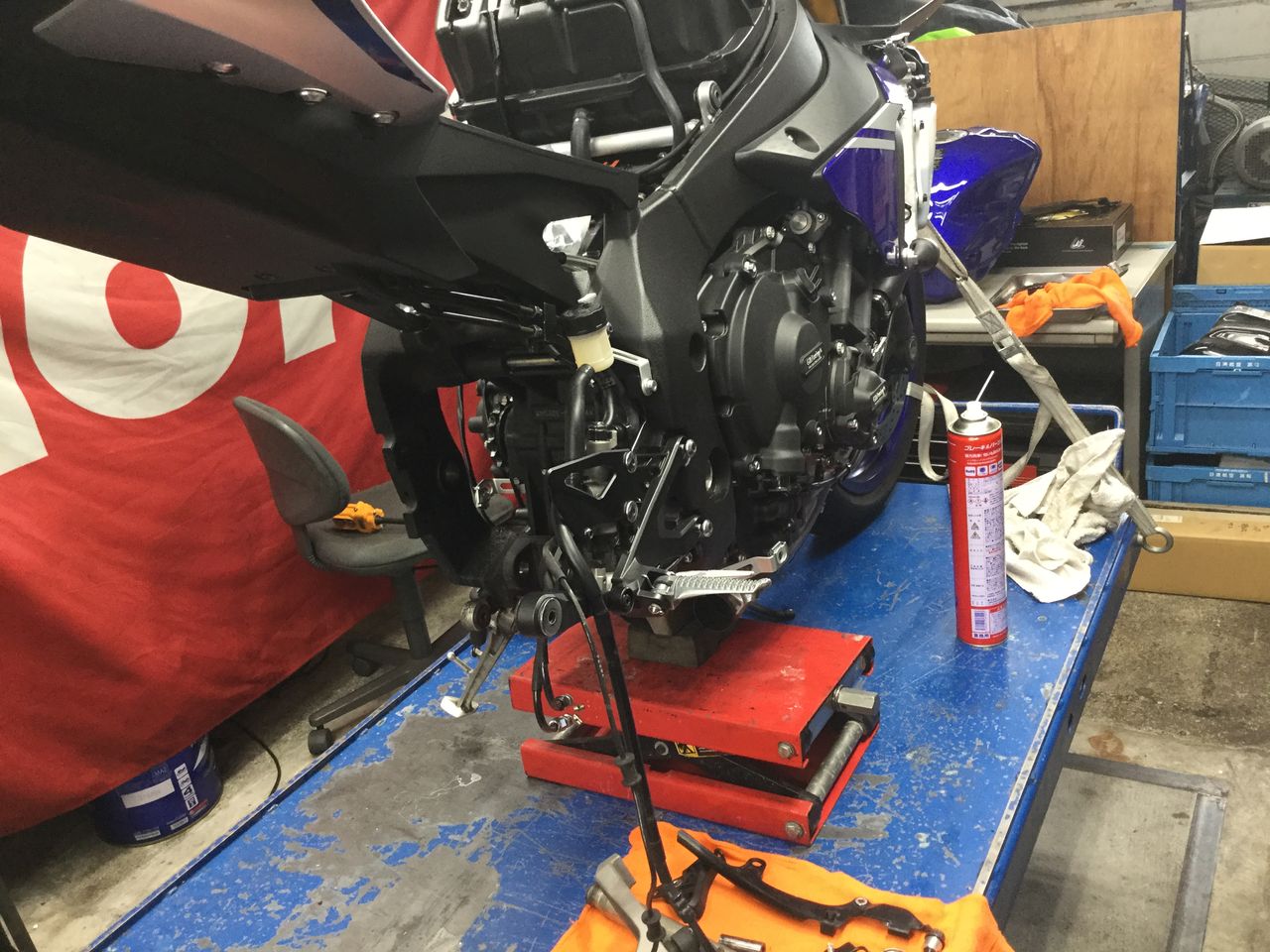 2017YZF-R1に前後オーリンズサスペンションを装着させて頂きまし 2017YZF-R1に前後オーリンズサスペンションを装着させて頂きまし
