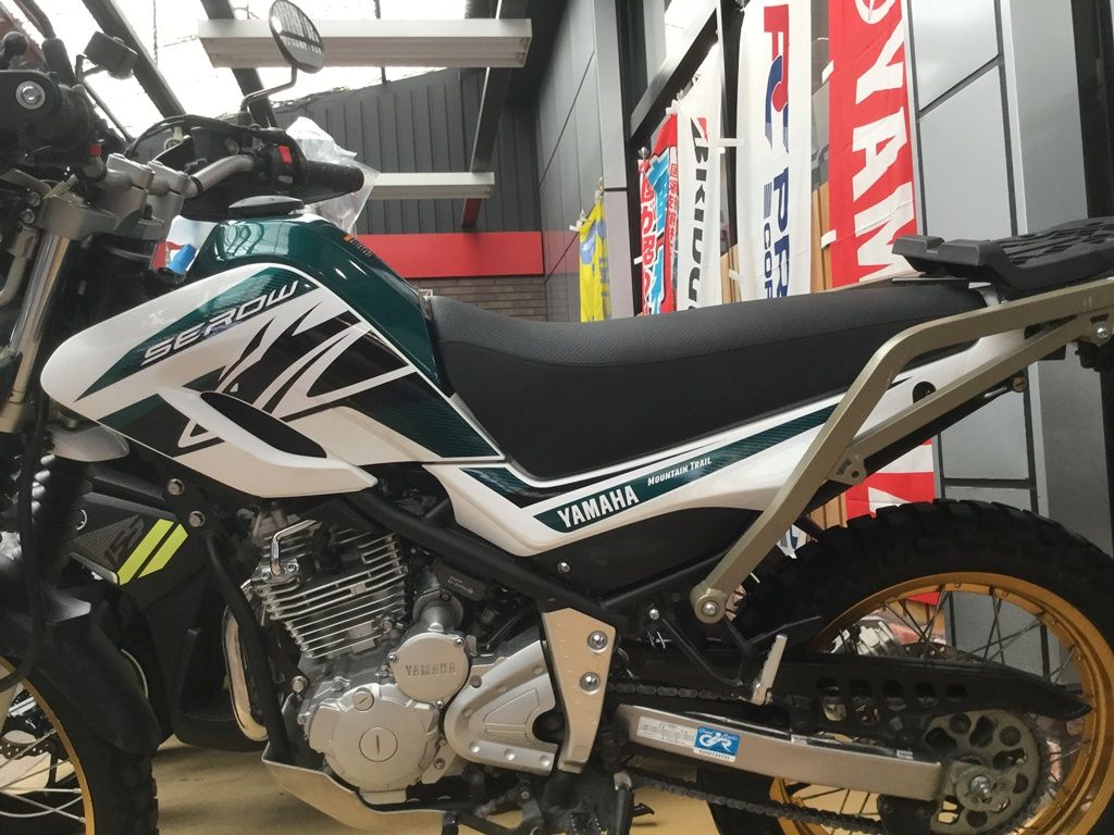 セロー XT250X ハイシート　ワイズギア