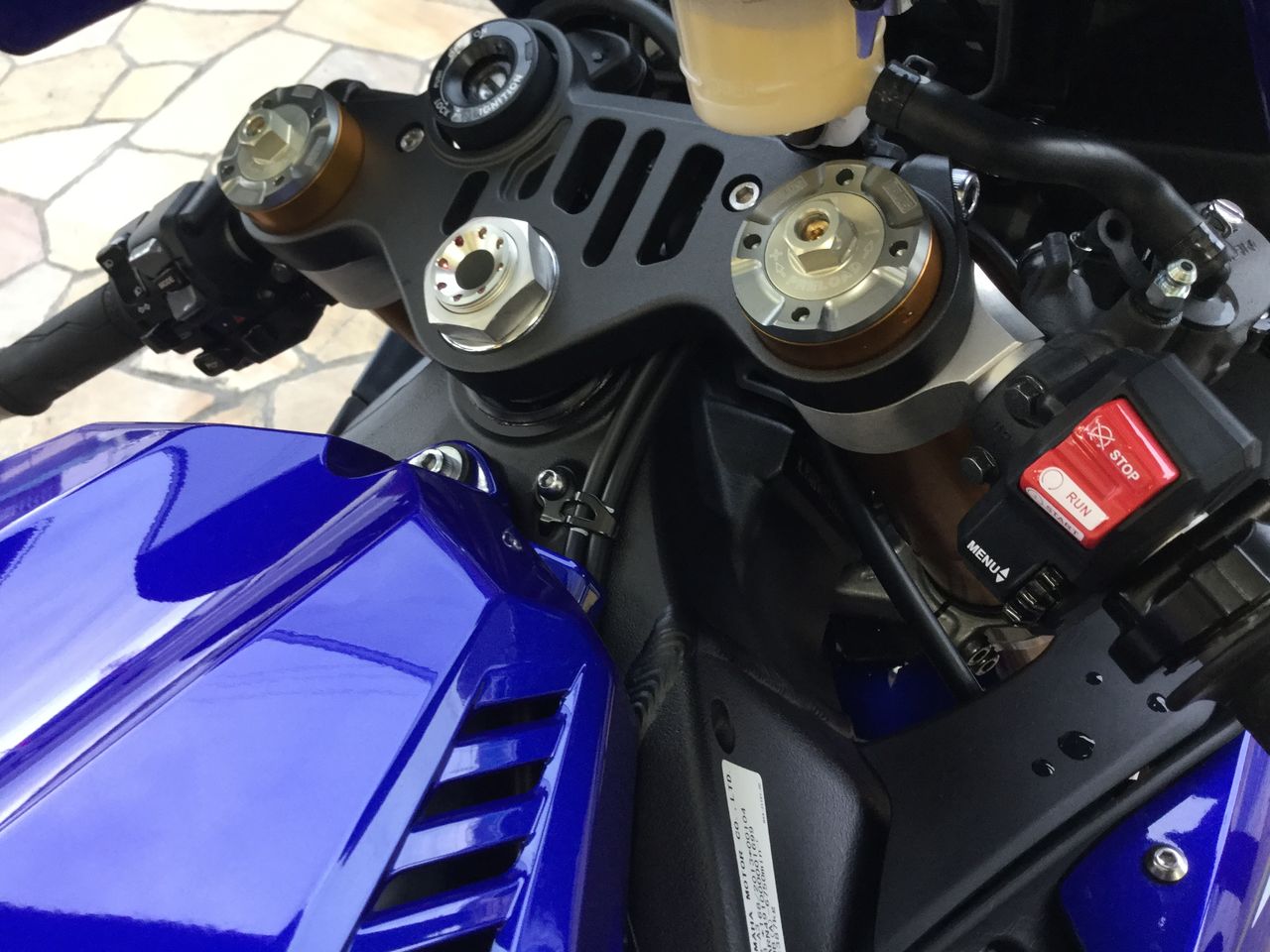 2017YZF-R1に前後オーリンズサスペンションを装着させて頂きまし 2017YZF-R1に前後オーリンズサスペンションを装着させて頂きまし