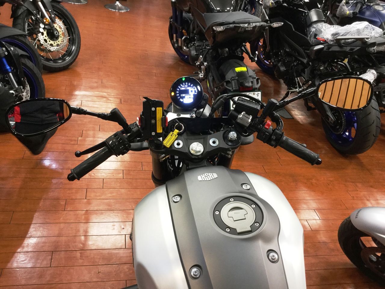 ZETA パイロットハンドル セパハンへの道 その9（ヤマハ XSR900 (2022