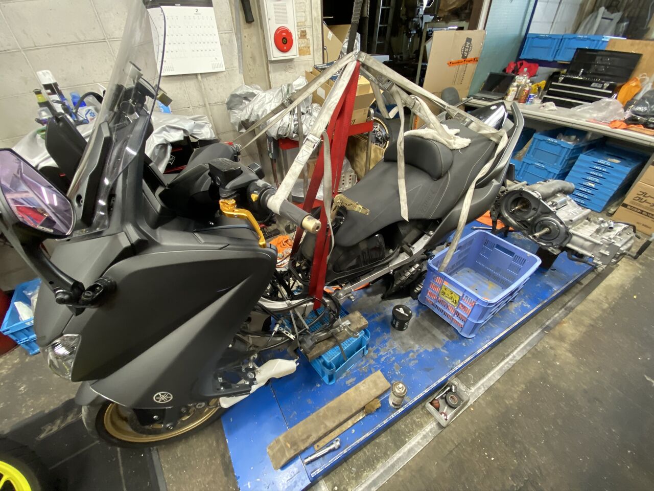 T MAX　バイク　タイヤ(取引中) TMAXのタイヤ交換は信頼のおけるお店で行いましょう！ : YSP大阪東