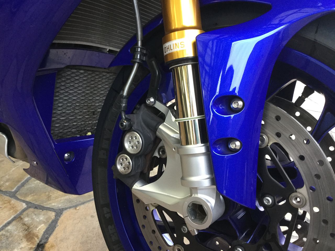 2017YZF-R1に前後オーリンズサスペンションを装着させて頂きまし 2017YZF-R1に前後オーリンズサスペンションを装着させて頂きまし
