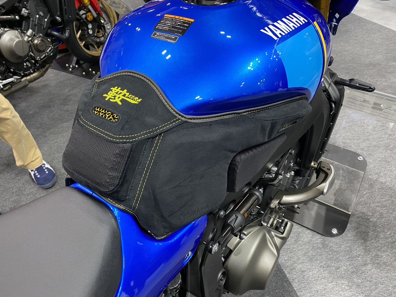 ★stel★ヤマハ XSR900GP フューエルタンク(二ーパット付き) ☆stel☆ヤマハ XSR900GP フューエルタンク(二ーパット付き