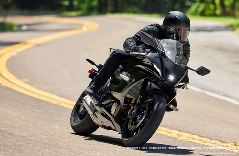 yzf-r7_gallery_001_202411_005