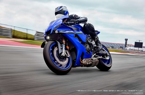 yzf-r1_gallery_001_2025_002
