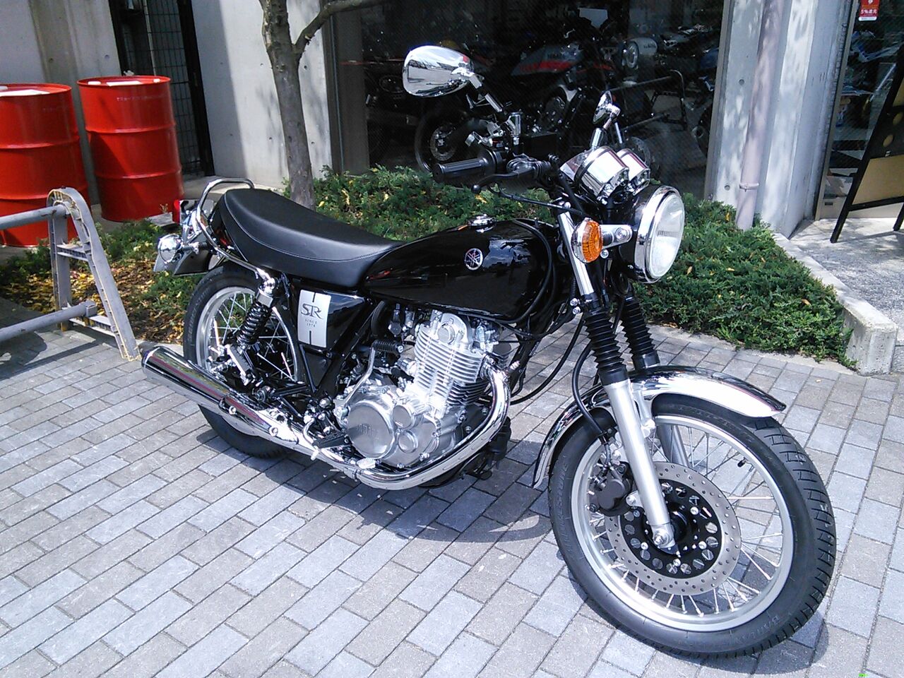 ｓｒ４００ の新車が手に入る今のうちに Ysp天白 バイク屋さんのつぶやき日記