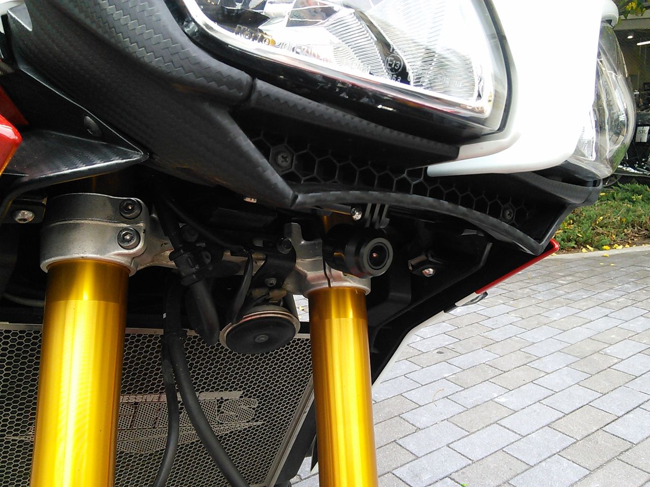 ｍｔ ０９トレーサー にドライブレコーダーを取付けました Ysp天白 バイク屋さんのつぶやき日記