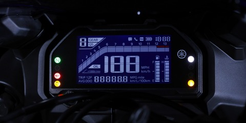 yzf-r25_feature_011_2025_001