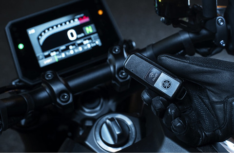 mt-09_top_feature_004_2024_001