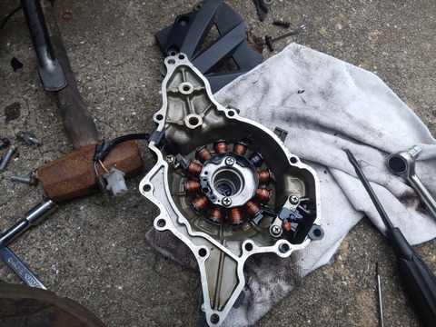 小さいバイクと生きていく Ksr110改めks Rr オルタネーター交換ッ 小さいバイクと生きていく Ksr110改めks Rr オルタネーター交換ッ