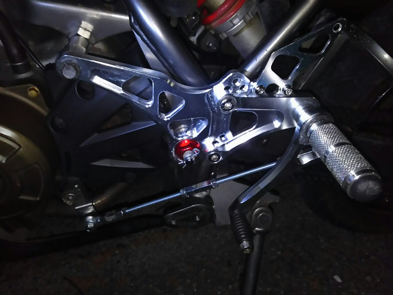 Ksr110 大改造計画 バックステップ位置変更 小さいバイクと生きていく Ksr110 大改造計画 バックステップ位置変更 小さいバイクと生きていく