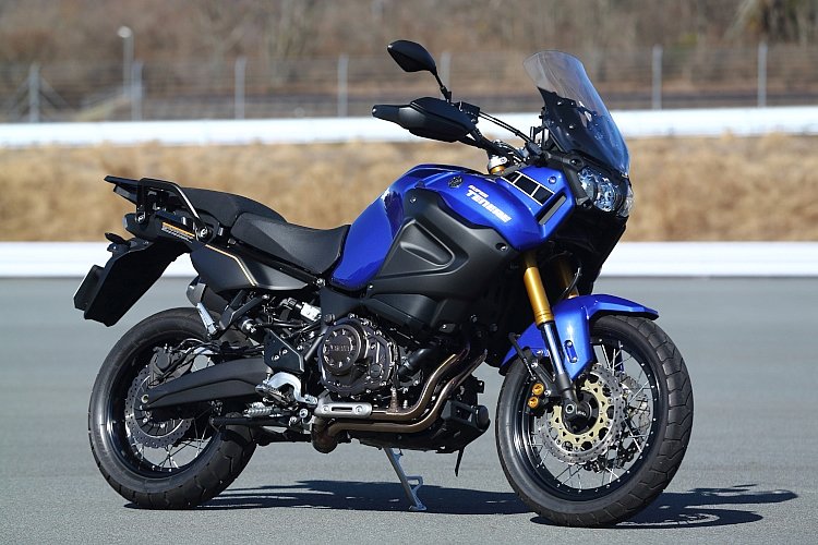 小さいバイクと生きていく Cbr400r 車検の予約をしてきた