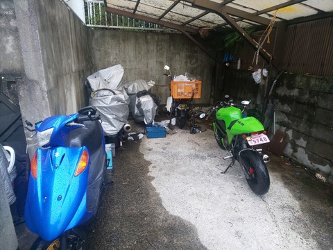 小さいバイクと生きていく 久しぶりに車庫を片付けただけの話 小さいバイクと生きていく 久しぶりに車庫を片付けただけの話
