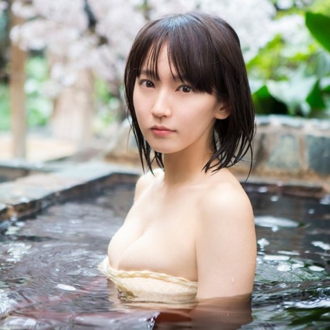 吉岡里帆 水着やタンクトップの画像まとめ