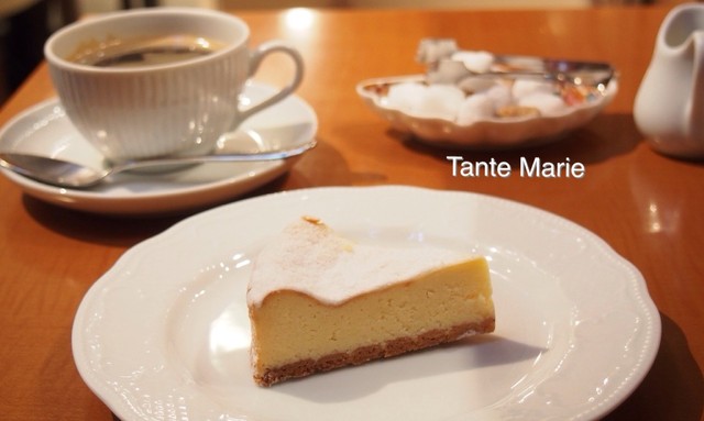 濃厚なカマンベールチーズケーキ タント マリー 丸の内oazo ﾟサロンのsweet Time