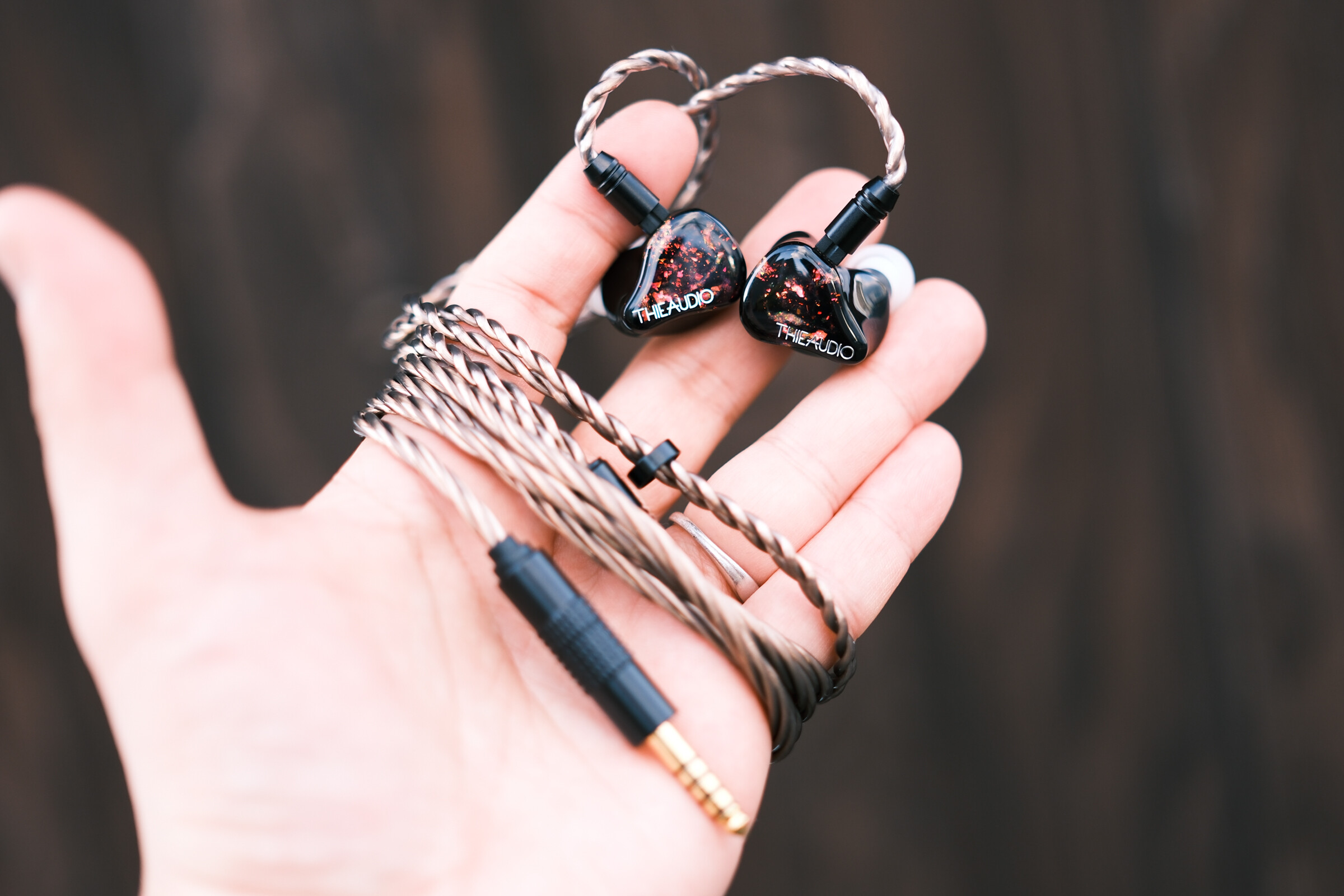 THIEAUDIO Oracle MKII』人気モデルの一つ