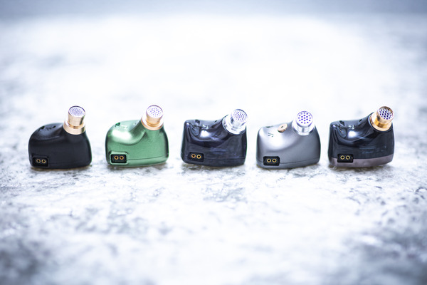 BQEYZ Topaz（蜂鳥）』第2世代9層ピエゾ+13mm液晶ポリマー