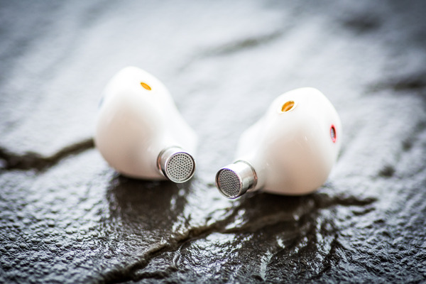 Anew 白玉』陶器のように美しい！量感のある低音とボーカル表現