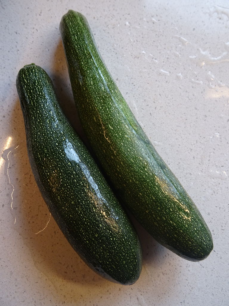 昔ながらのイタリアのズッキーニのフリッターのレシピ