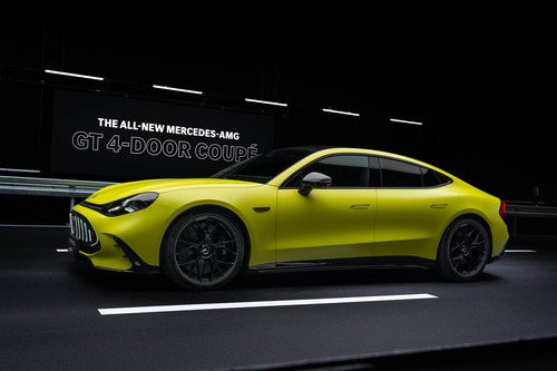 GT4ドアクーペ_2026_02
