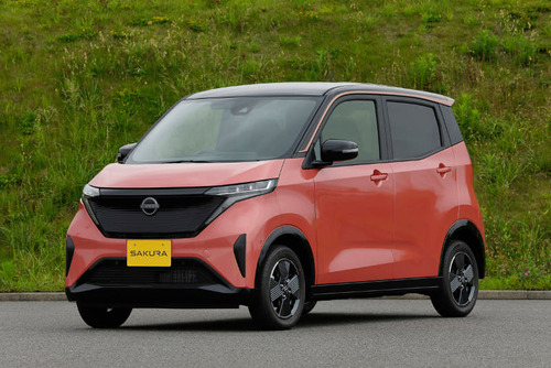 日産と三菱、軽EV「SAKURA」「ekクロスEV」発表！価格180万円台※補助金込