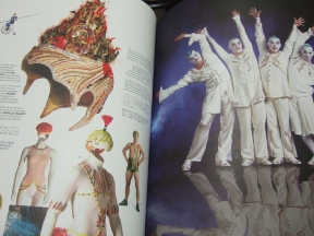 シルク・ドゥ・ソレイユ コスチューム 限定セット 25周年 Cirque シルク・ドゥ・ソレイユのコスチュームブック☆~『Cirque du