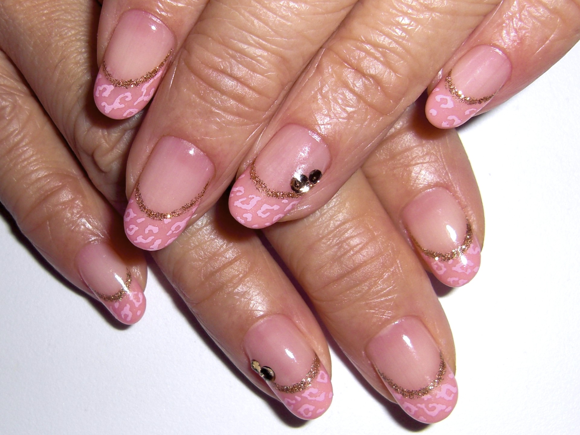 サーモンピンク豹柄フレンチネイル Yucca Nail ネイルデザイン集