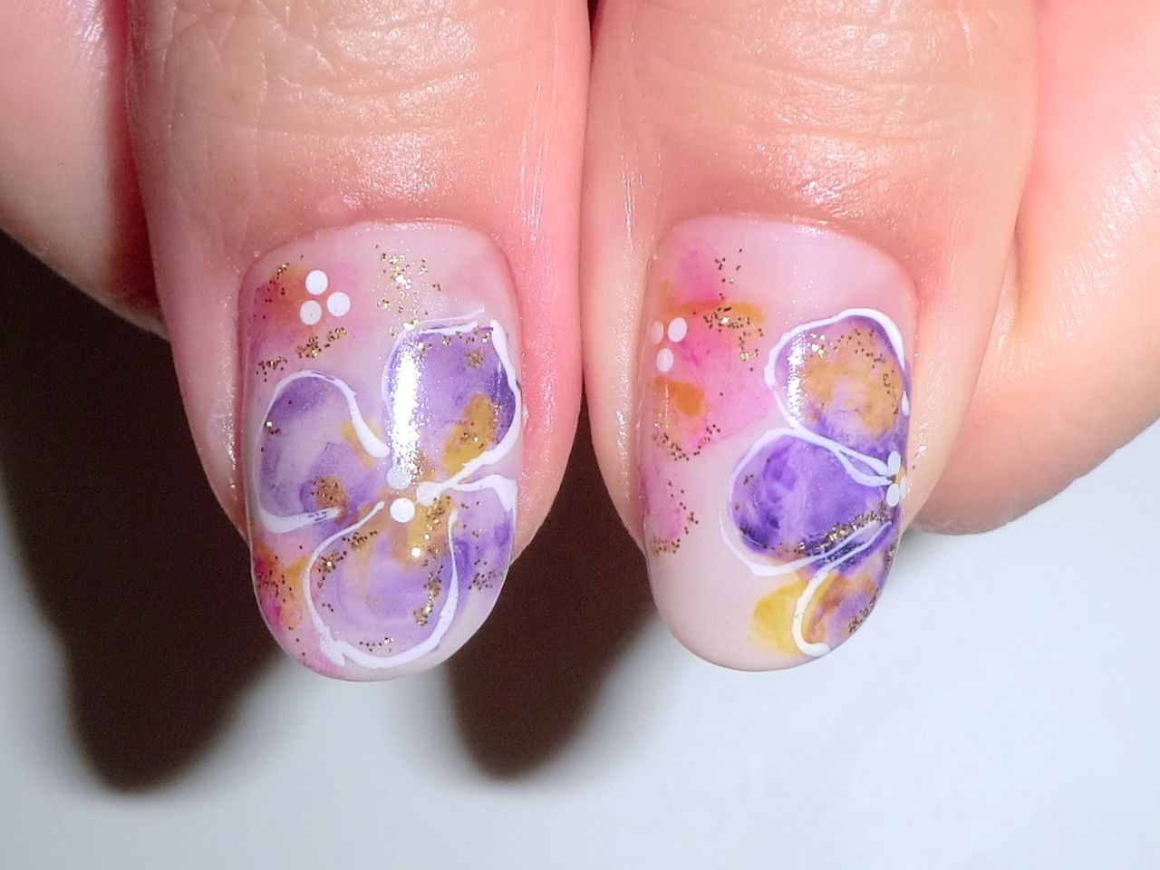ぼかし花柄アートネイル Yucca Nail ネイルデザイン集