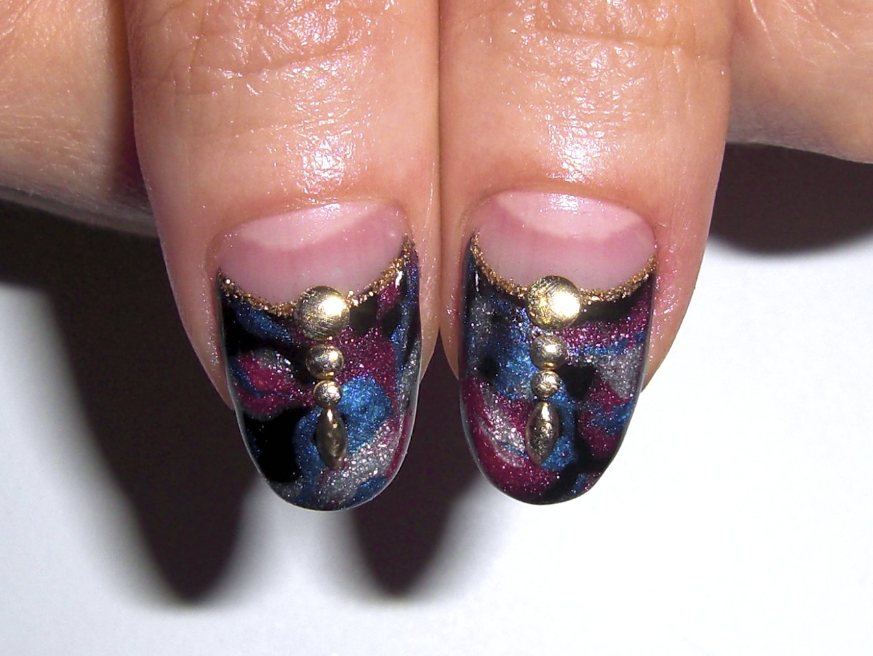 ダークマーブル スタッズネイル Yucca Nail ネイルデザイン集 ダークマーブル スタッズネイル Yucca Nail ネイルデザイン集