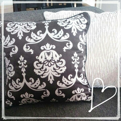 パープル２枚★ダマスク柄クッションカバー♡Rady好きな方 ☆しまむら購入品♪ダマスク柄クッションカバー☆ : 365日making💄 ～3