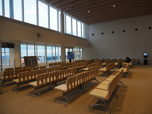 エコノミークラス搭乗記 Fda141富士山静岡空港 福岡空港 その1 Turaco 旅と日常を綴る