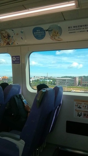 line_1560991674989