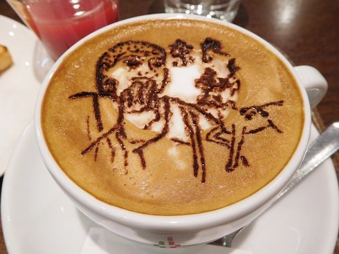 大仏 鹿のラテアート チャオプレッソ奈良駅店 奈良 月餅m ゆえぴんm 世界で食す