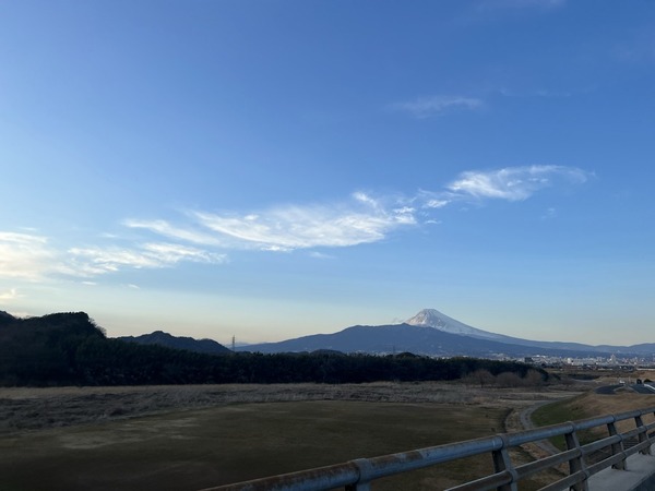 9E21AA85-D56A-4BCC-9D99-2E8882E6EFC9_1_105_c