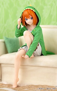 映画「五等分の花嫁」　ぬーどるストッパーフィギュアー中野四葉・くつろぎルームウェアver.ー