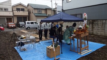 雨が止んだ！さあ地鎮祭！