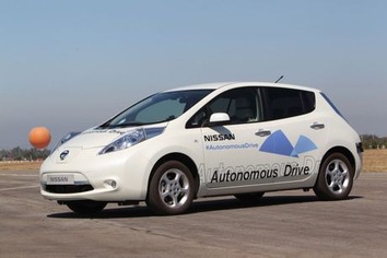 Nissan-leaf-autonomous_1_460x307
