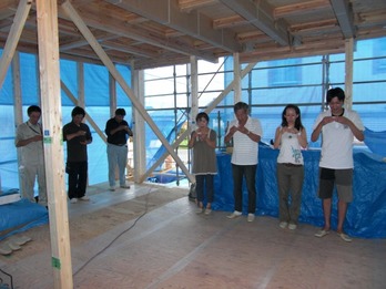 T邸上棟式-4 乾杯